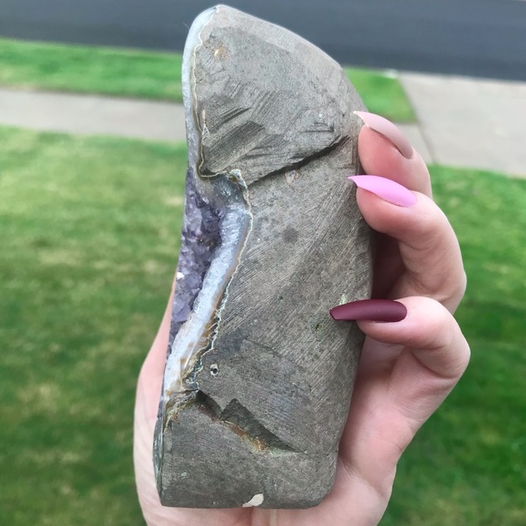 Gorgeous Amethyst Cathedral 💟 - Picture 4 of 6